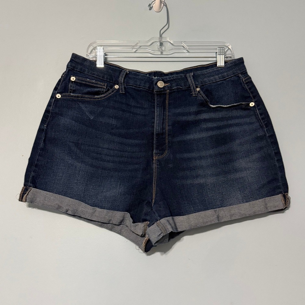No Boundaries Women's Size 19 Dark Wash Cuffed Denim Jean Shorts High Rise 2505